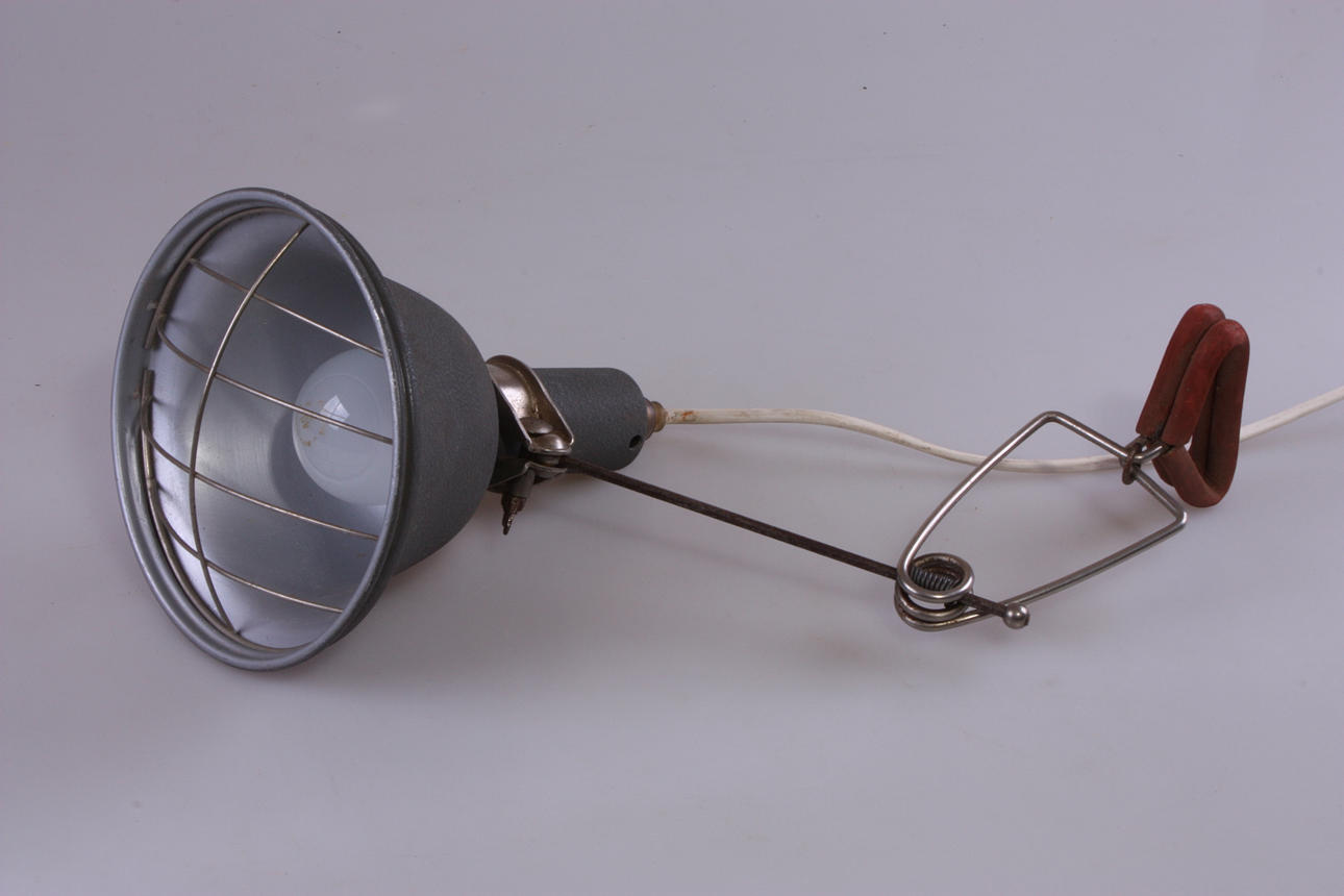 INDUSTRILAMPA, klämlampa i aluminium, Malmö, 1930/40-tal.