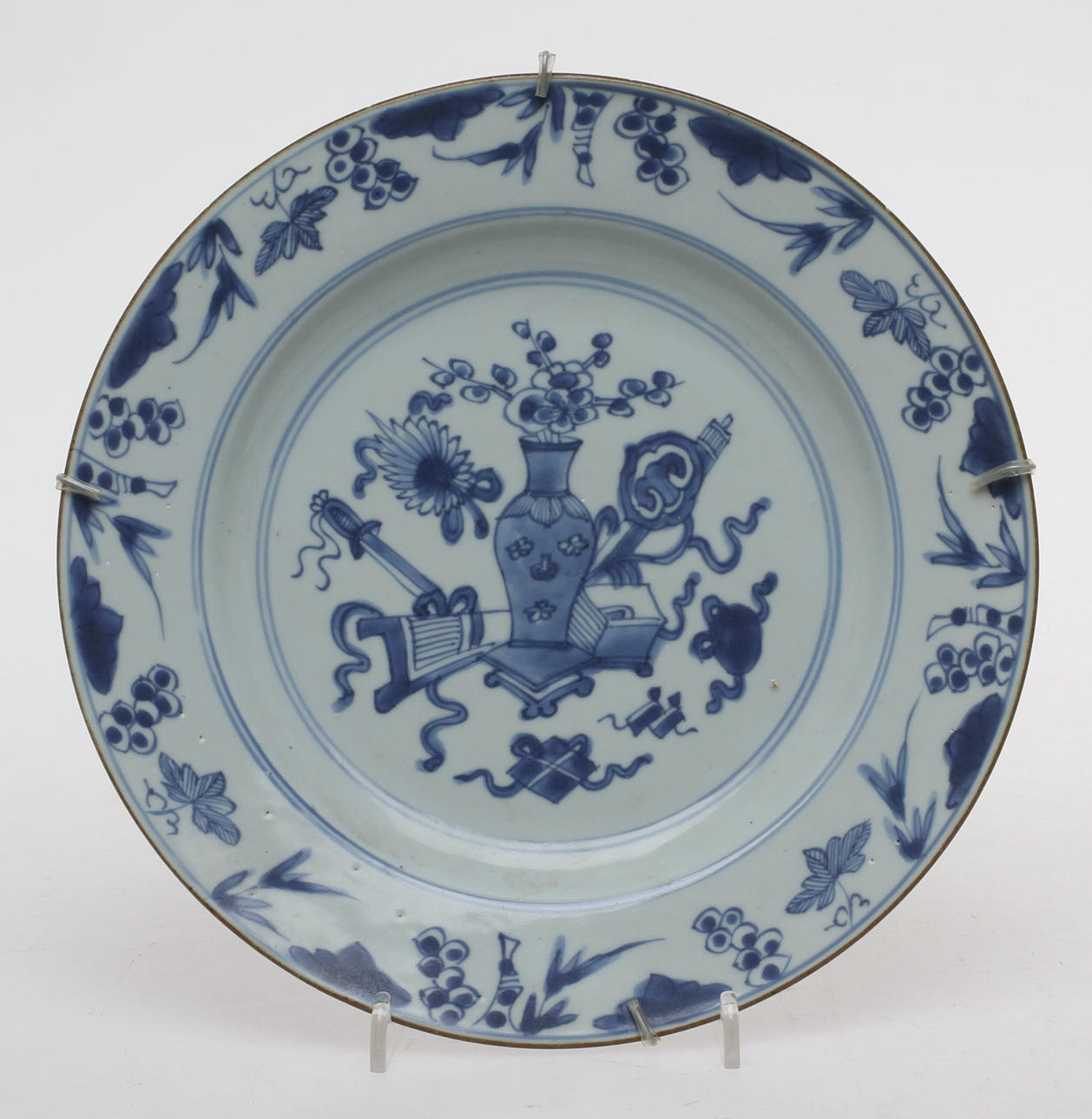 TALLRIK, porslin, Kina.