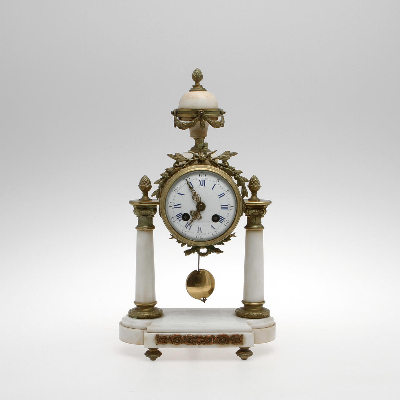 BORDSPENDYL, Louis XVI-stil, 1900-tal.