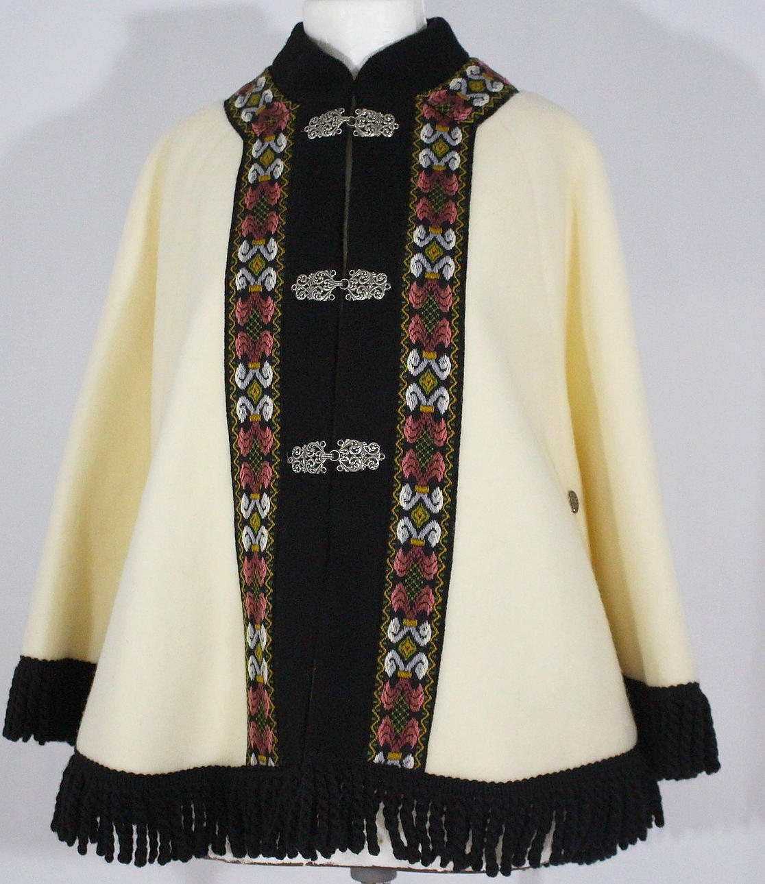 CAPE, ull, dam, A.S Eveboforss, Sandane Norge.