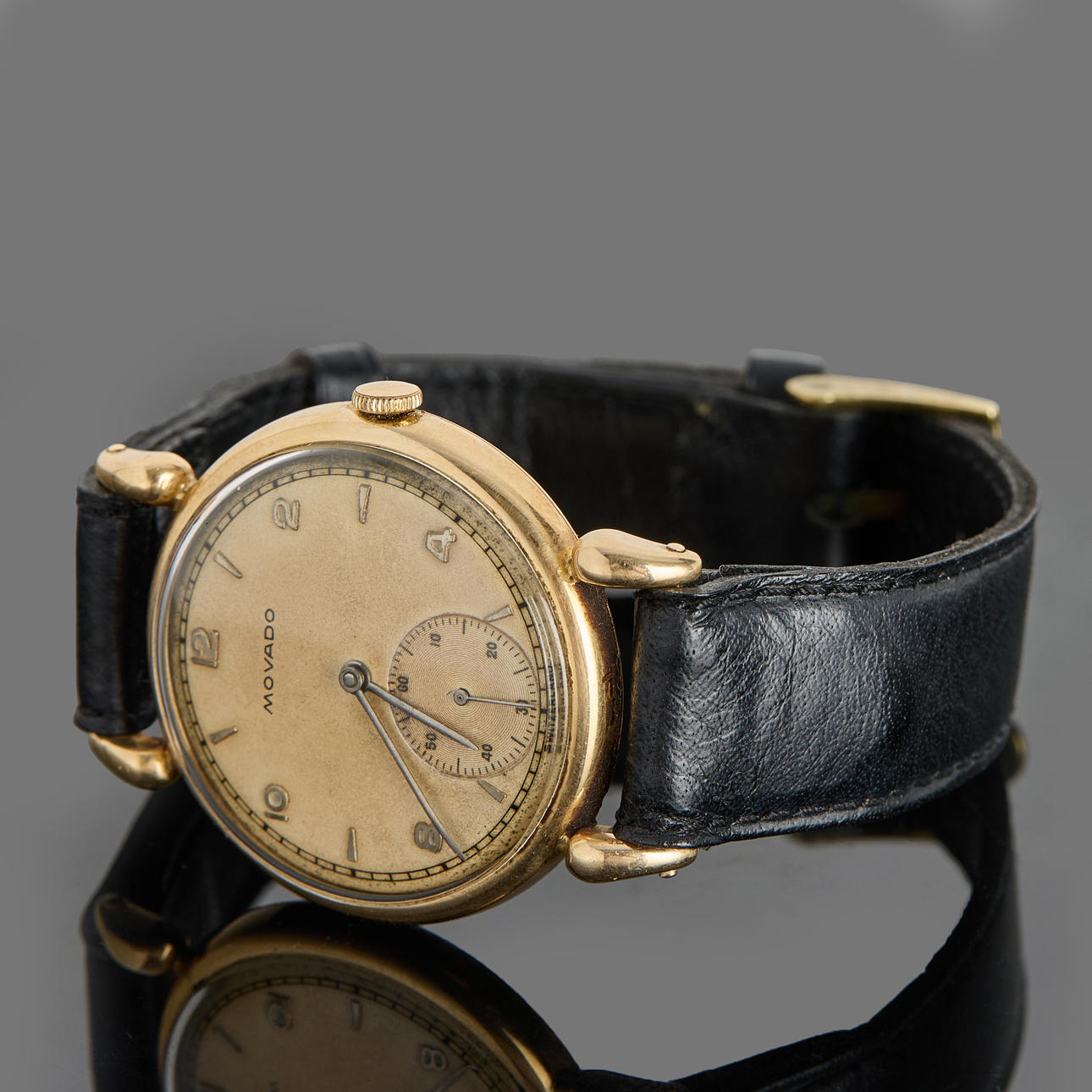 MOVADO, armbandsur, ur i 14k guld, 1950, läderband