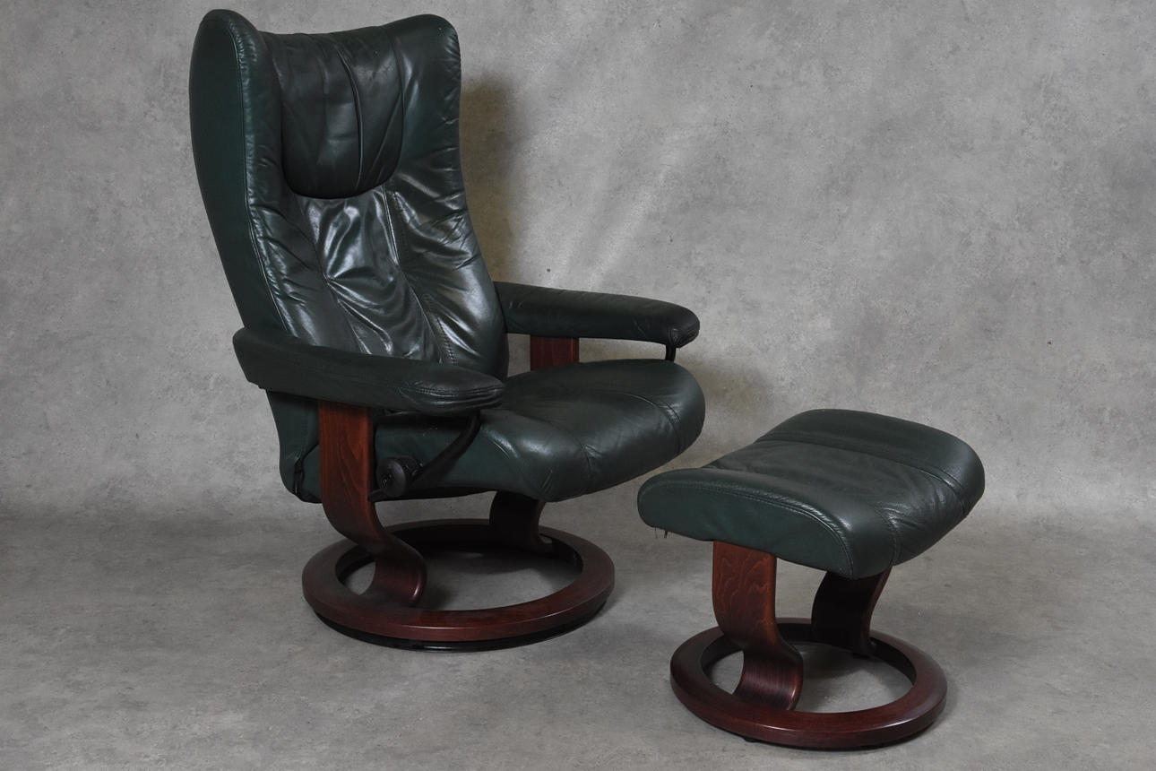 FÅTÖLJ MED FOTPALL " Stressless " Ekornes Norge.