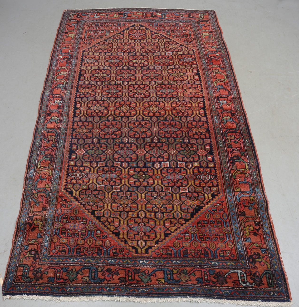 MATTA, orientalisk, ca 218 x 133 cm.