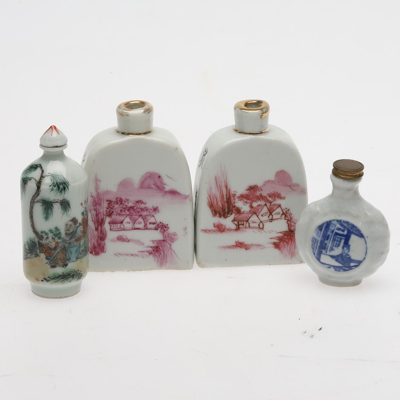 SNUSFLASKOR. 4 st, porslin. Kina, 1800/1900-tal