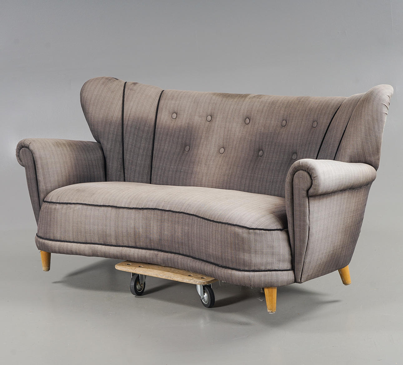 SOFFA Swedish Modern, svängd modell, 1900-talets mitt.