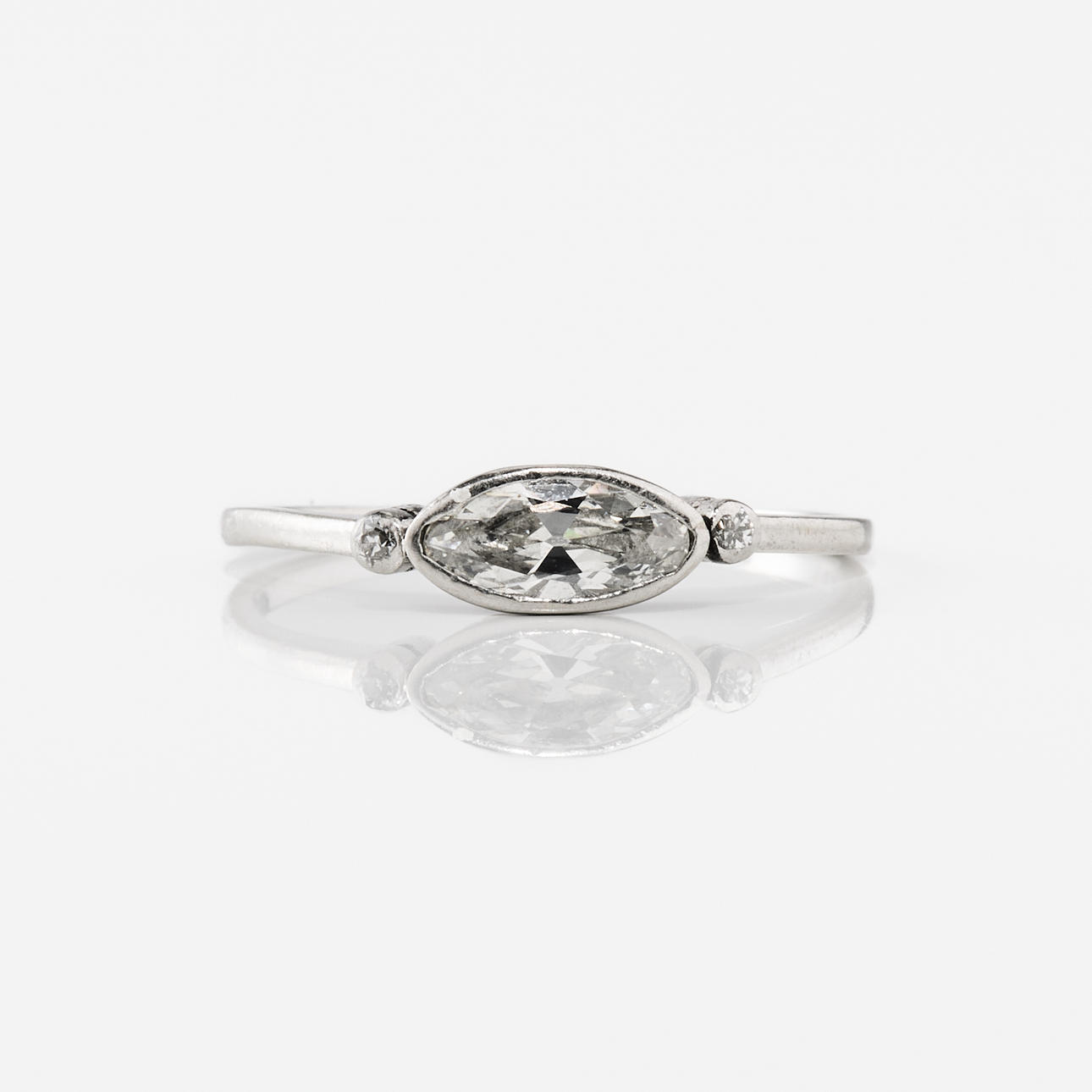RING, platina med diamanter, 1920/30-tal
