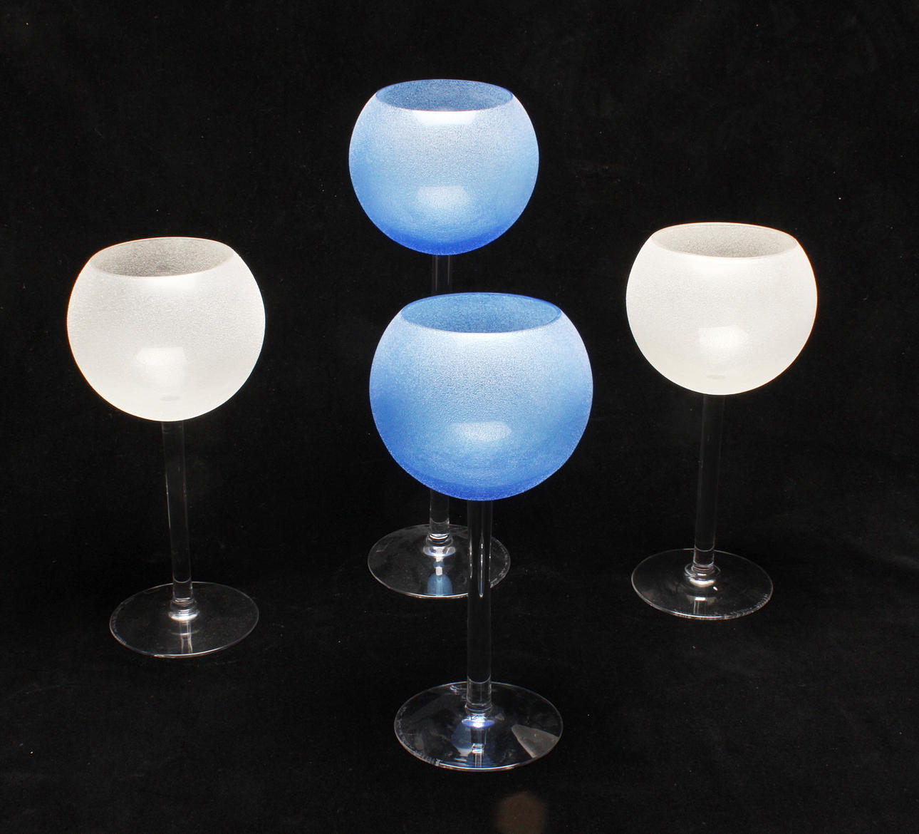 LJUSHÅLLARE, 4 st, glas, Anne Nilsson, Kosta Boda, signerade.