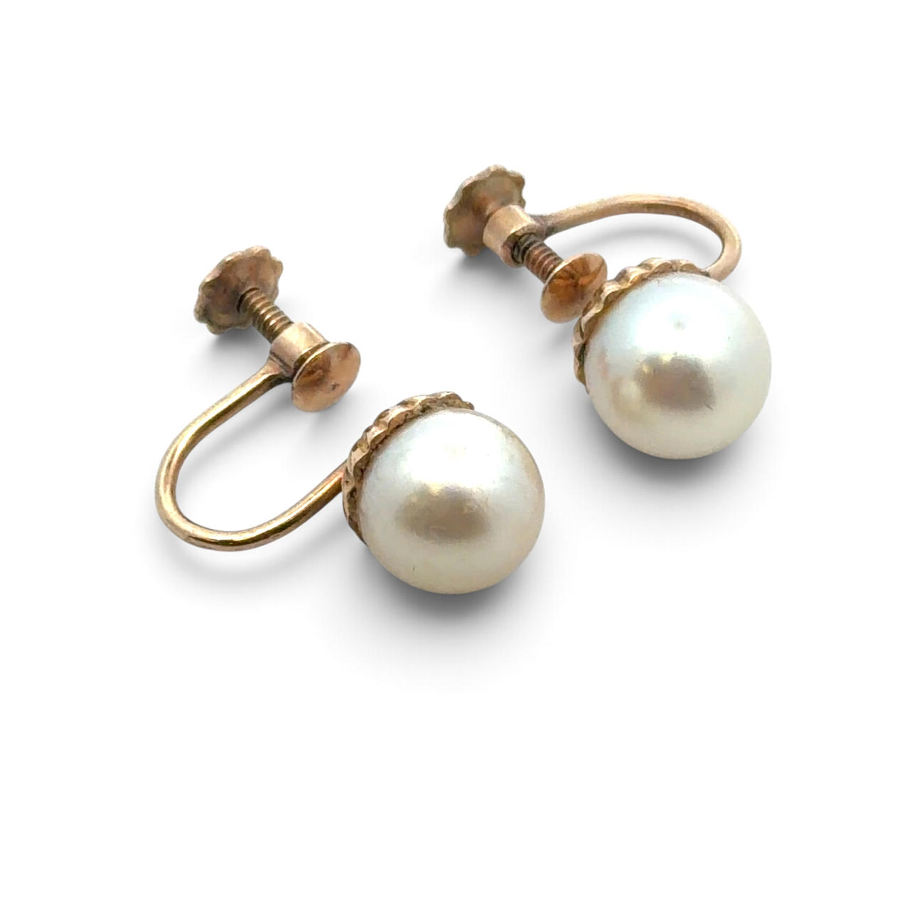 PAIR OF PEARL SCREWBACK EARRINGS.