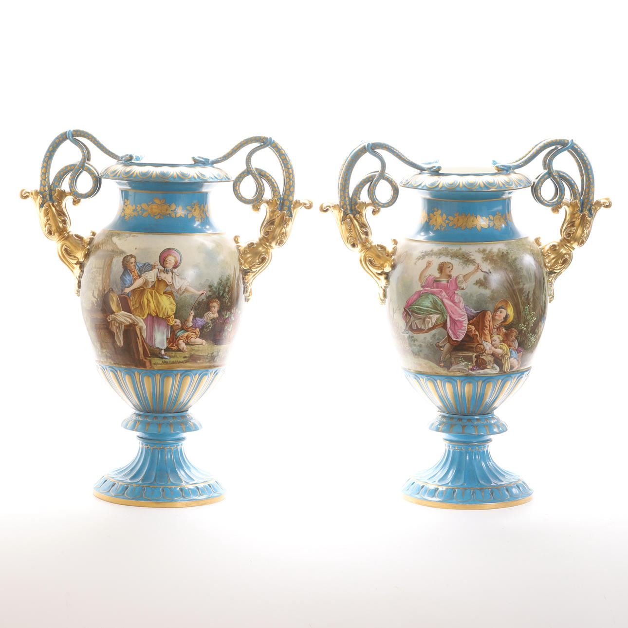 MAGNIFICENT URNS, 2 pieces, circa 1900.