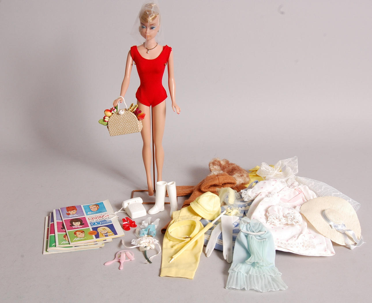 BARBIE, Mattel, 1964/65, med originalkläder.