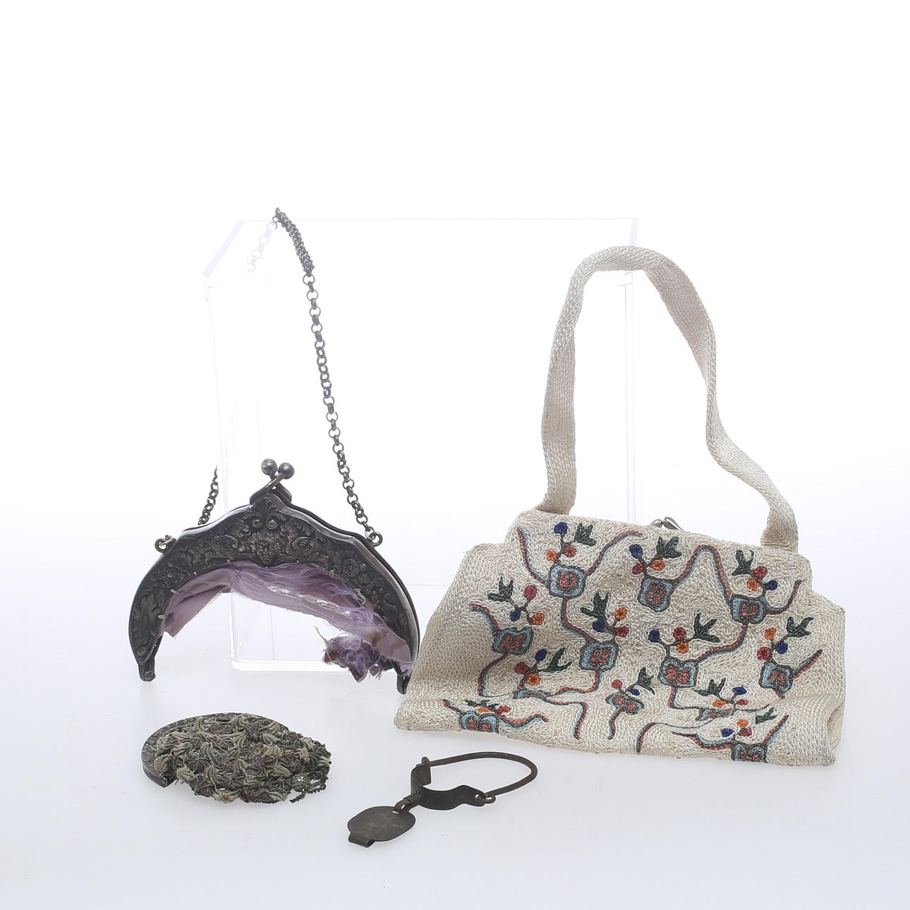 VÄSKA, BÖRS mm, 4 delar, 1800- och 1900-tal.