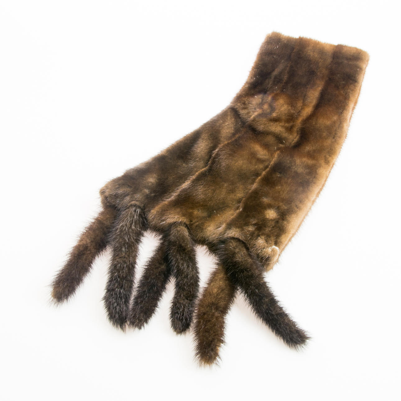 STOLA, mink.