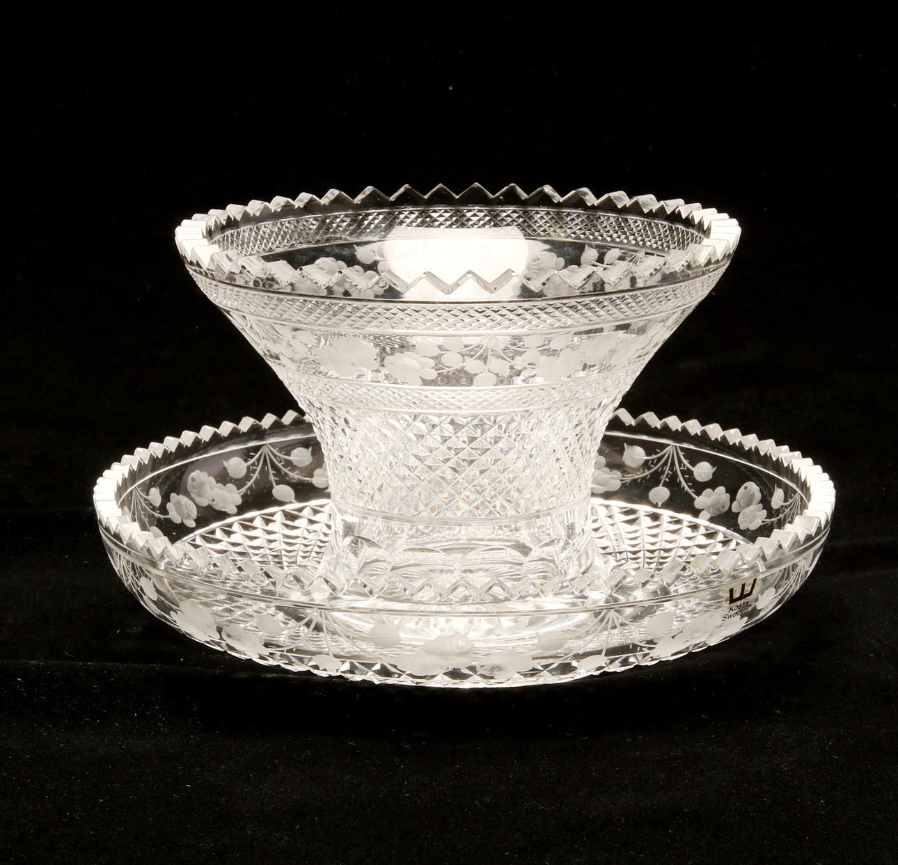 SKÅL på fat, glas, Kosta.