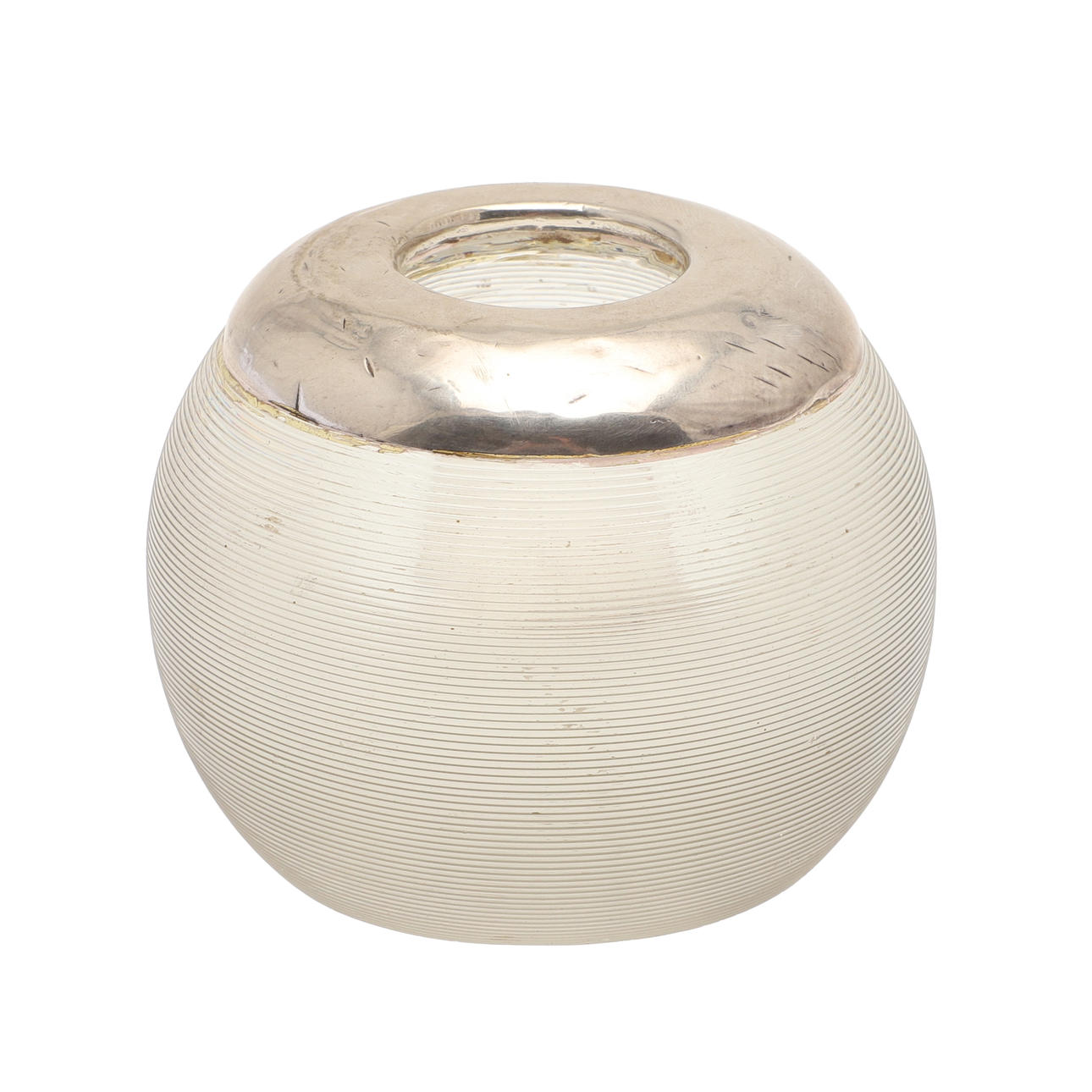 A SILVER MOUNTED CLEAR GLASS MATCH STRIKER.