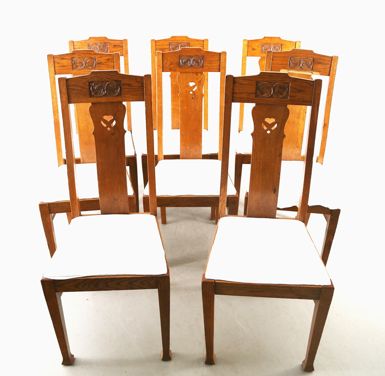 STOLAR, 8 st, ek, jugend, 1900-talets första hälft.