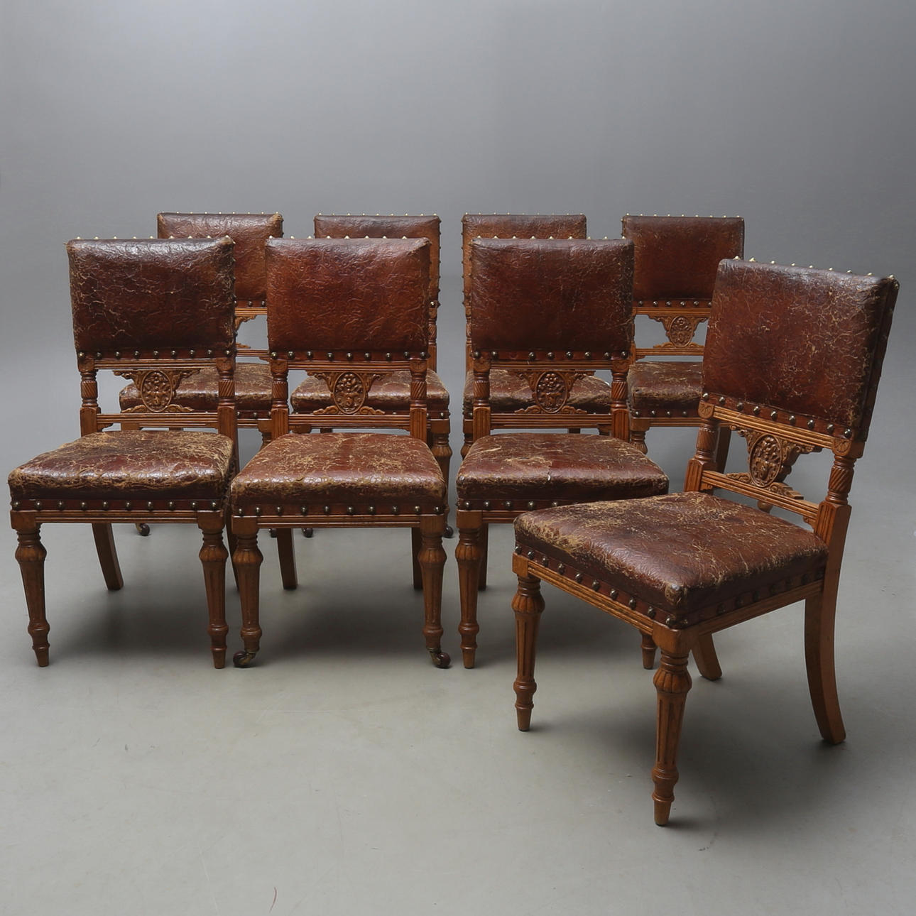 STOLAR, 8 st, präglat skinn, trä, 1800-talets slut.