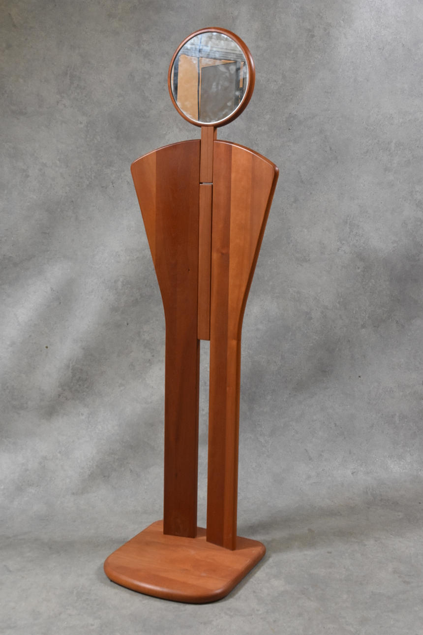 AKSEL KJERSGAARD. herrbetjänt, stämpelmärkt Kjersgaard 8300 Odder Danmark.