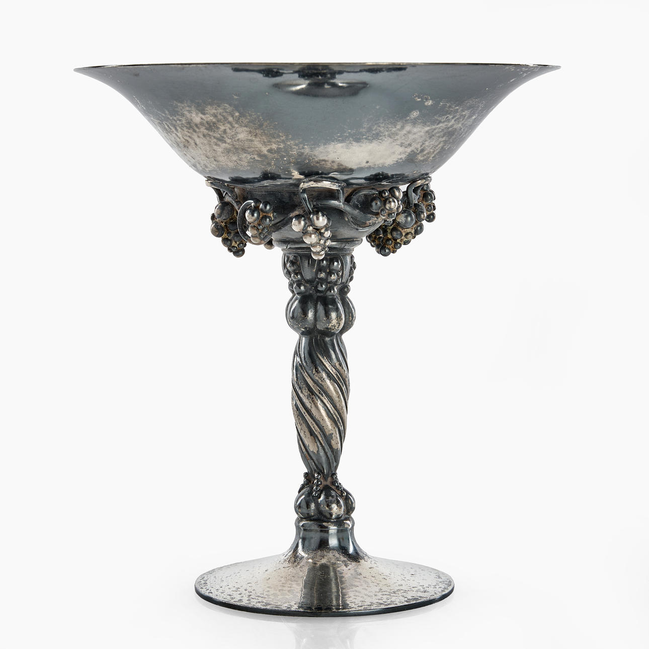 GEORG JENSEN. Skål på hög fot, sterlingsilver, model nr 263, Köpenhamn, Danmark, 1923