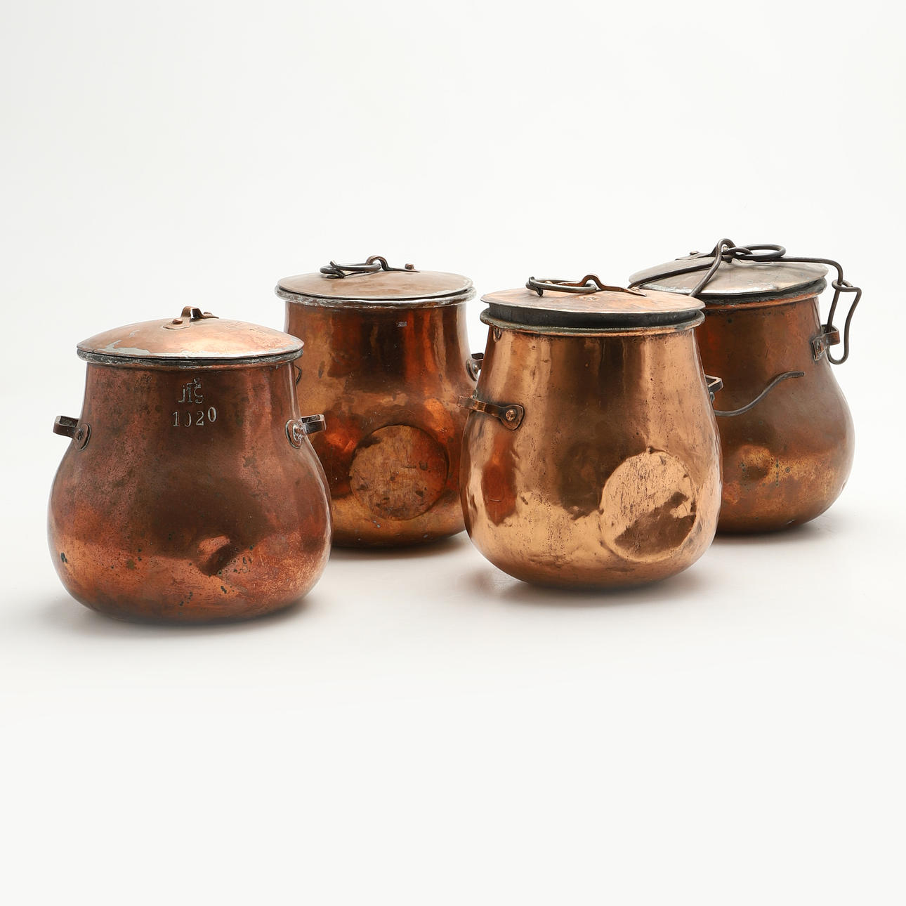 COOKING POTS, "Bulkruka", 4 pcs, 19th century.