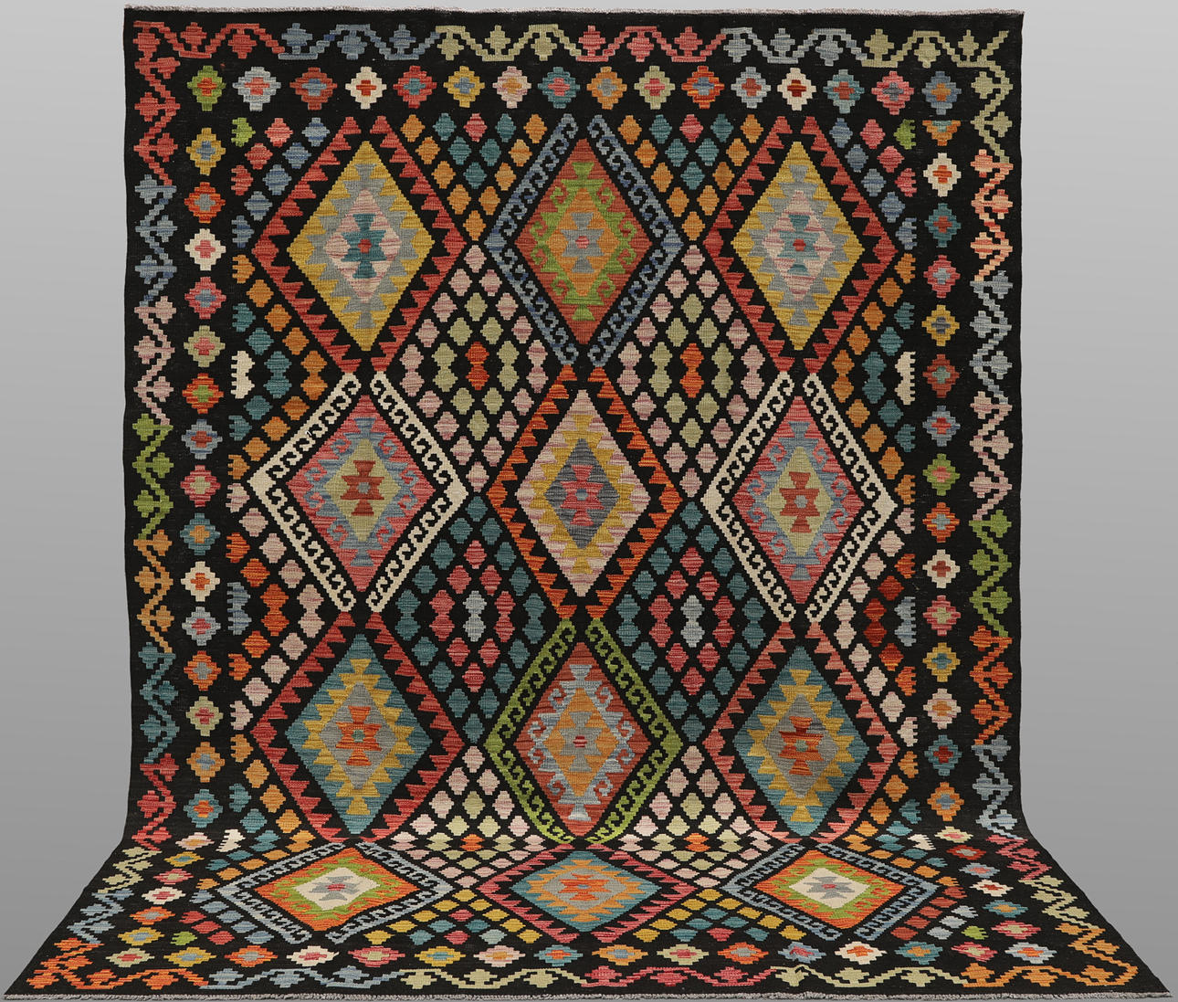 MATTA, Kelim, cirka 296 x 210 cm.