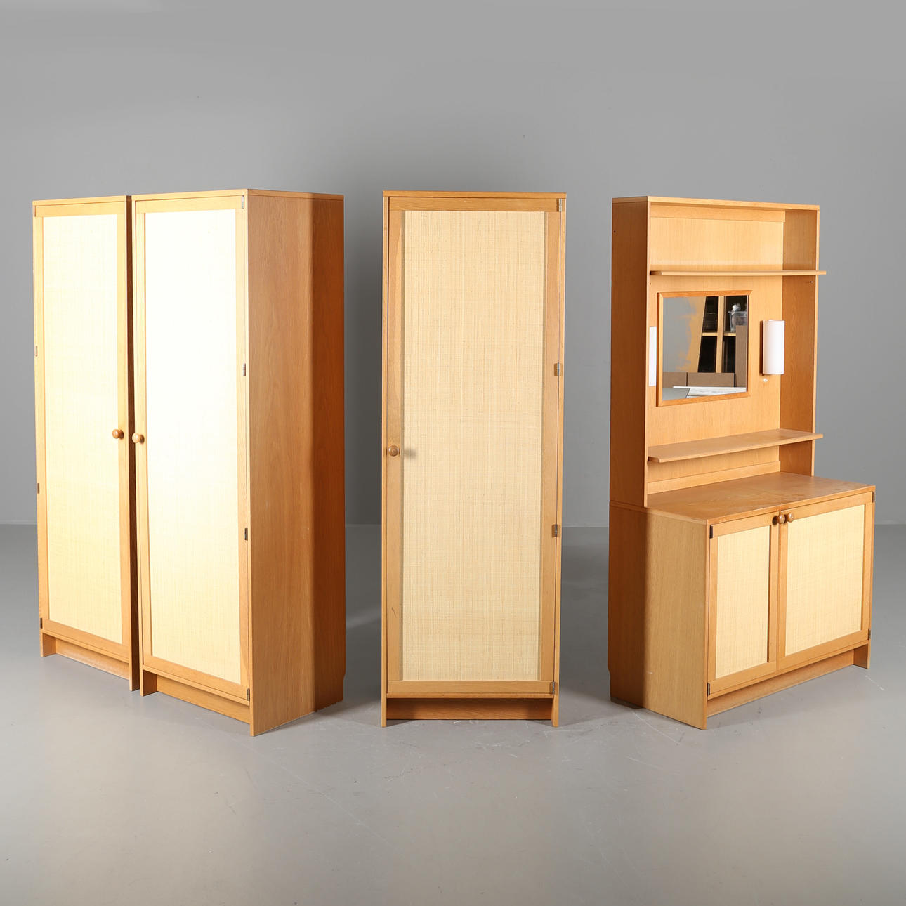 SOVRUMSMÖBLEMANG, 4 delar, ek.