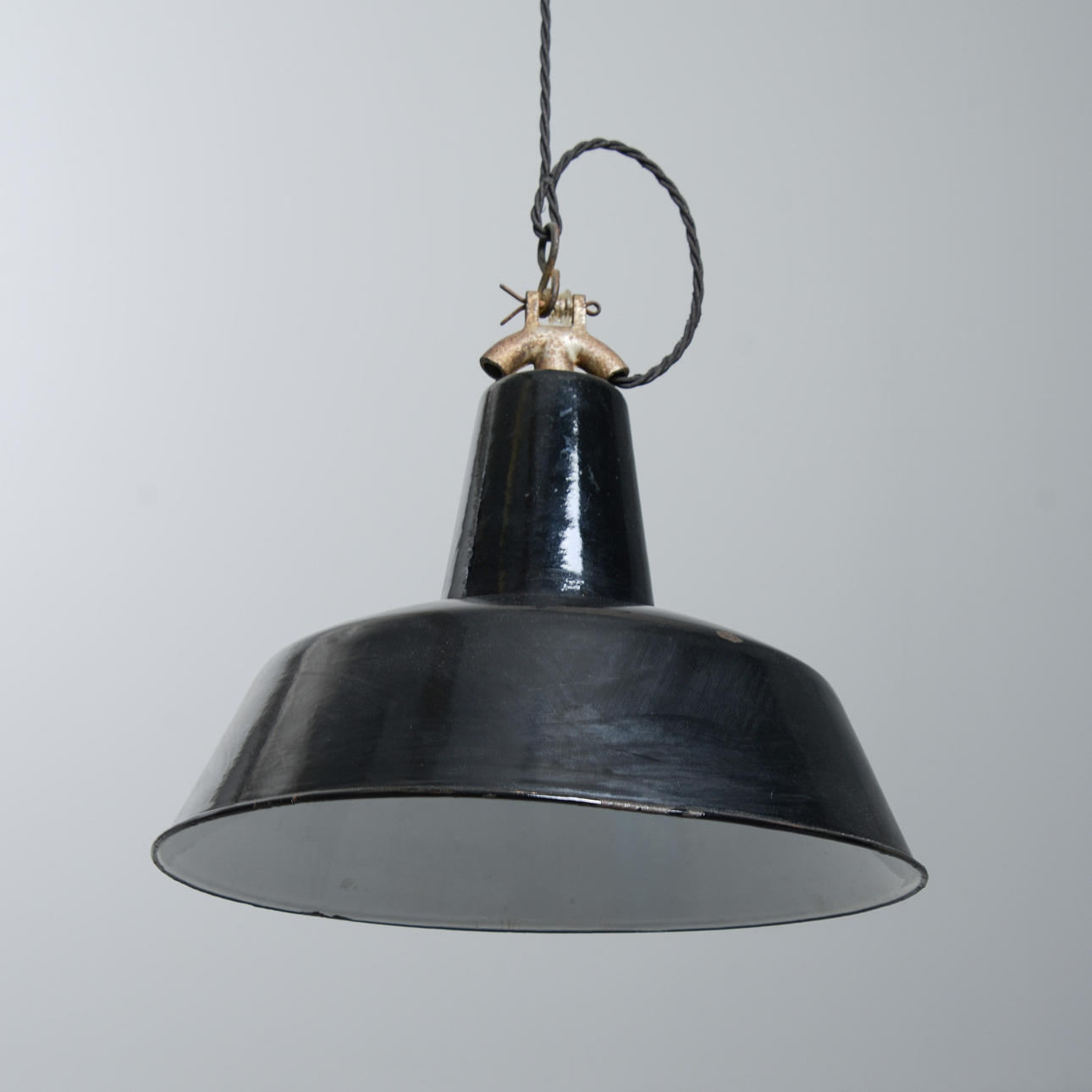 TAKLAMPA, industrilampa, emaljerad