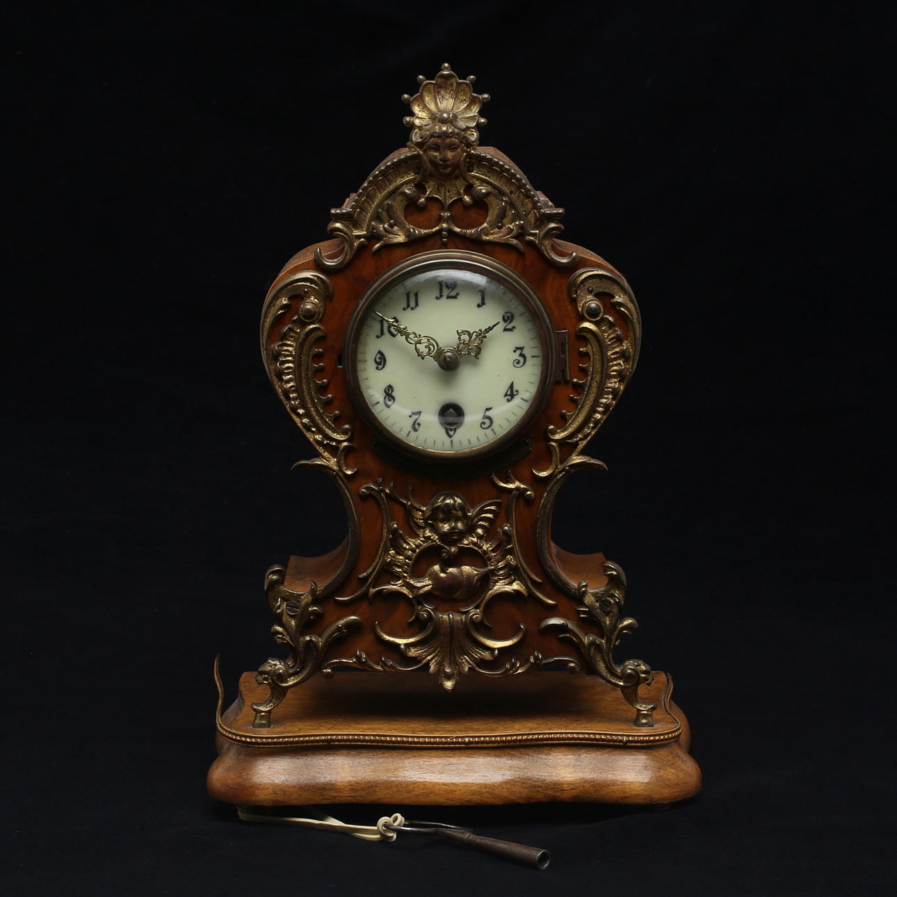 BORDSUR, omkring sekelskiftet 1900.