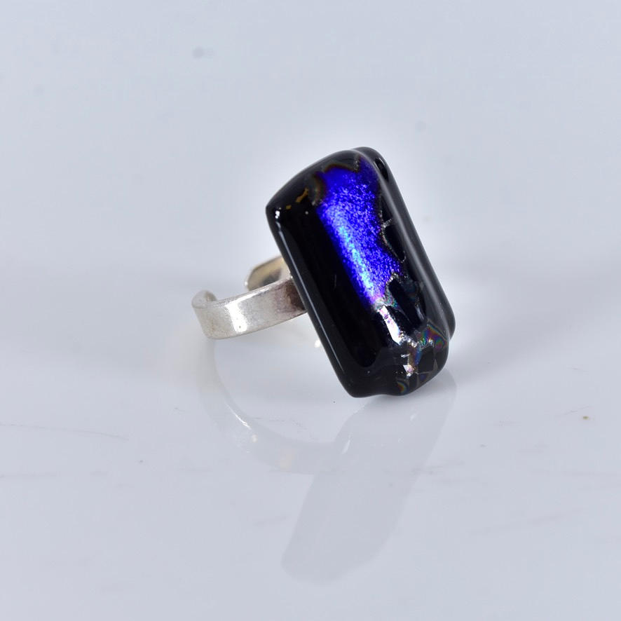 RING, modernistisk, akryl och sterlingsilver.