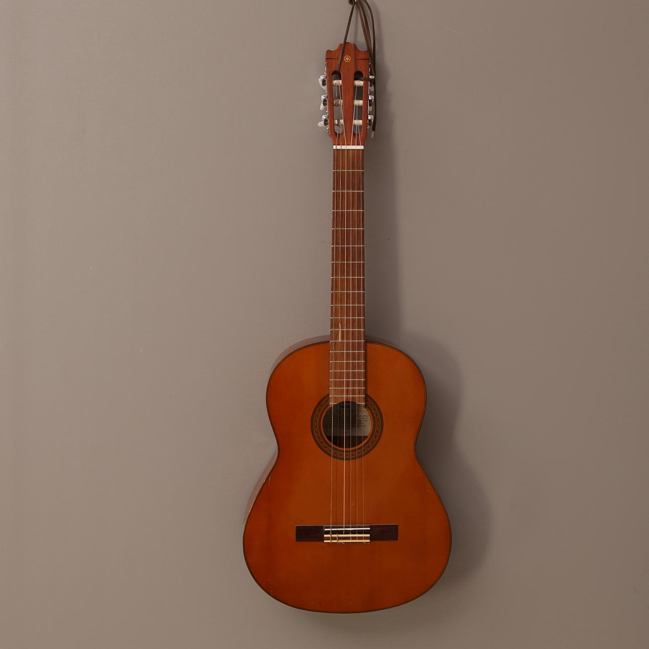 GITARR, sex strängar, Yamaha G-230, Taiwan - Kina.