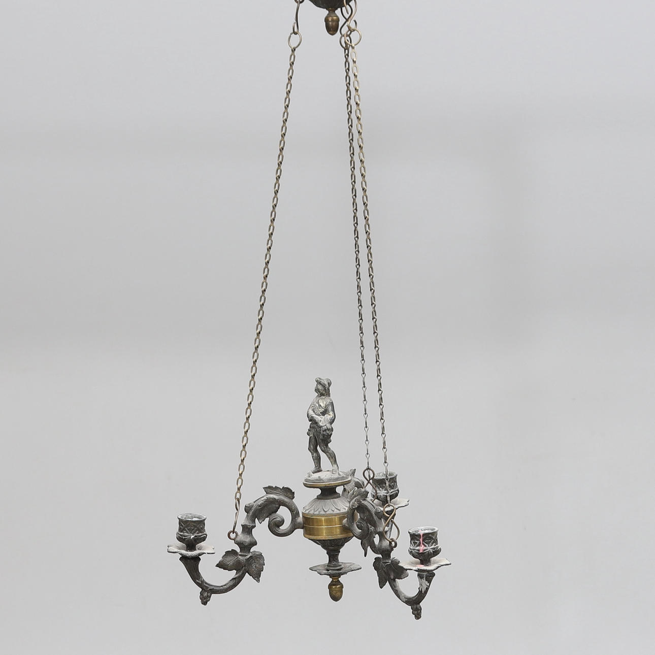 LJUSKRONA, gjutjärn, 1800-tal.