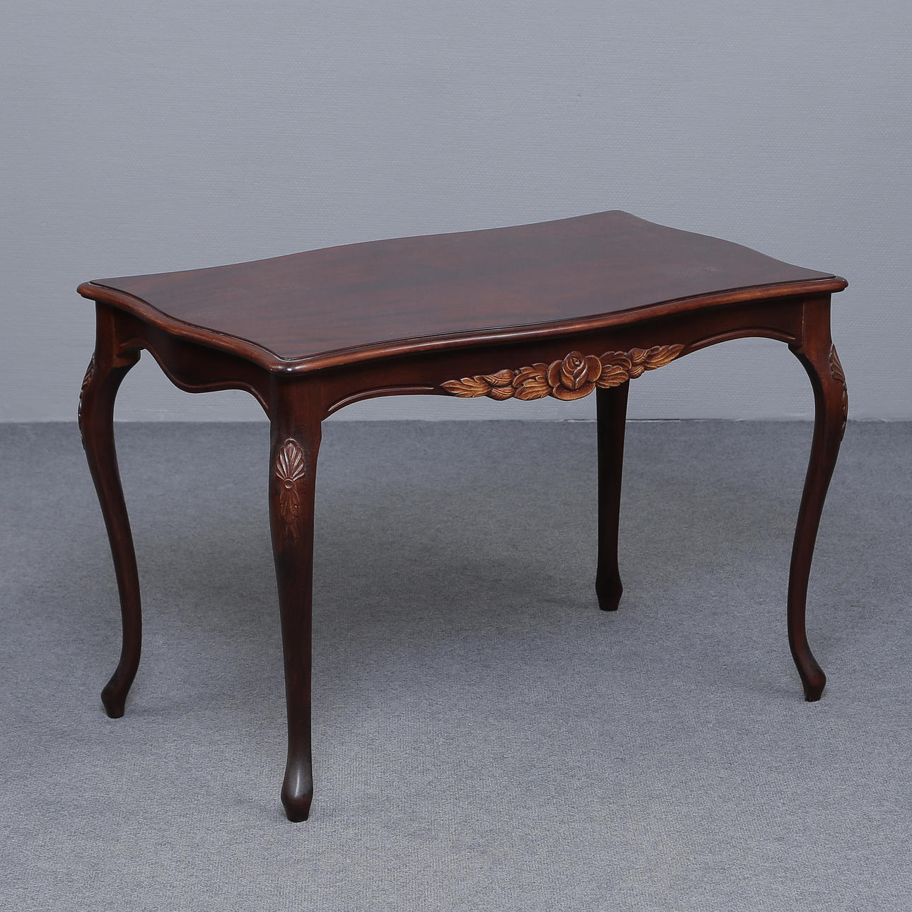 SOFFBORD, MAHOGNY, 1900-TALETS SENARE HÄLFT.
