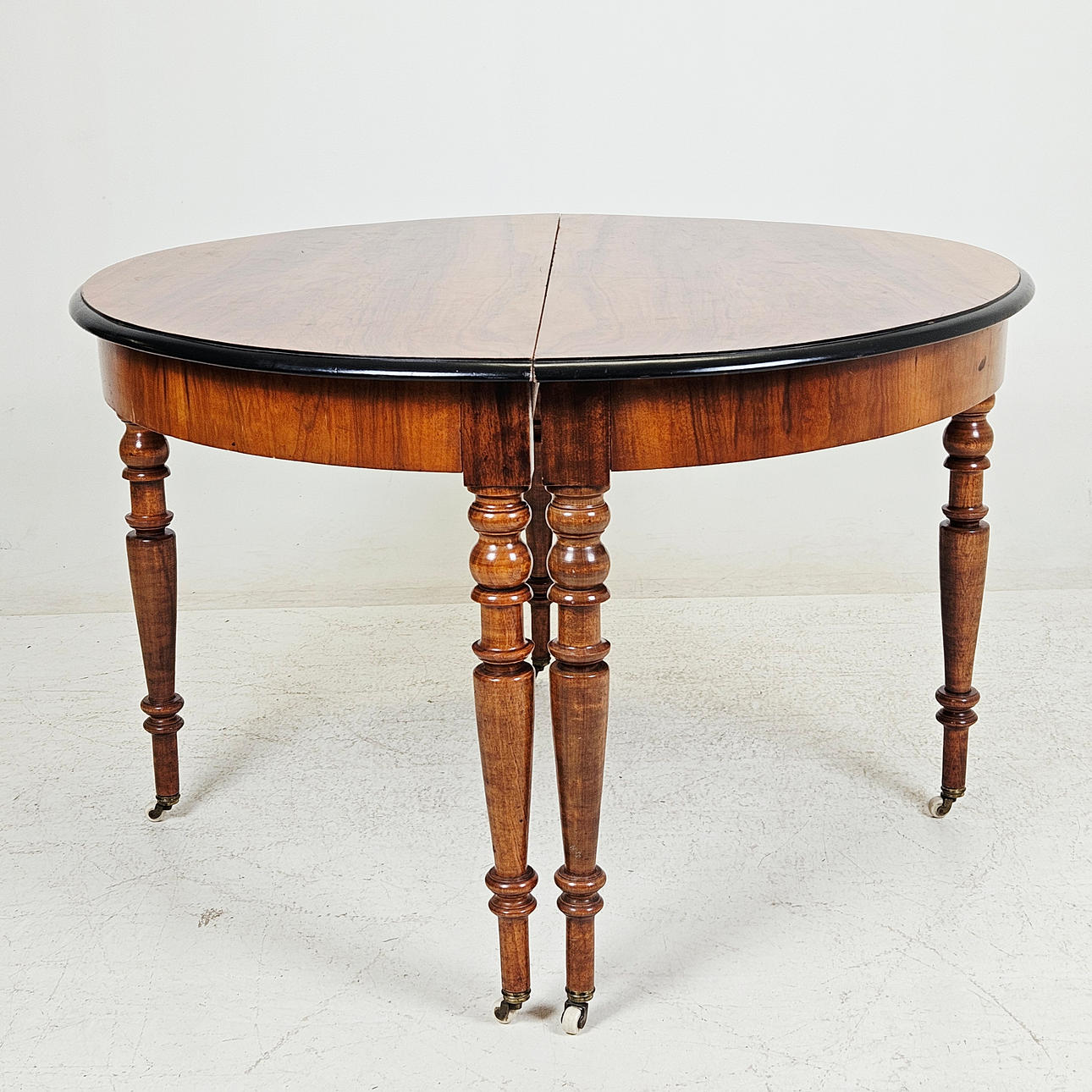 MÅNBORD, 2 delar, 1800-talets andra hälft.