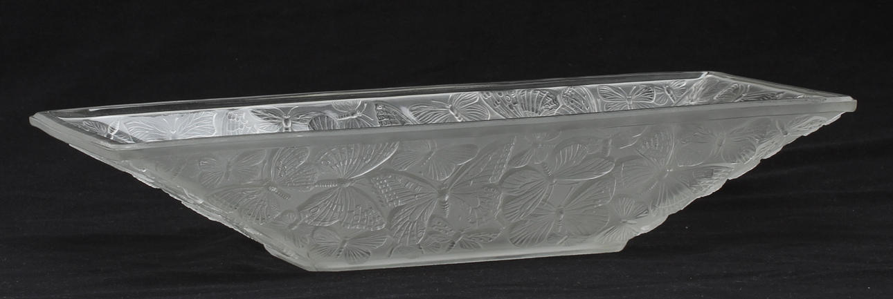 SKÅL, glas, med dekor av fjärliar.