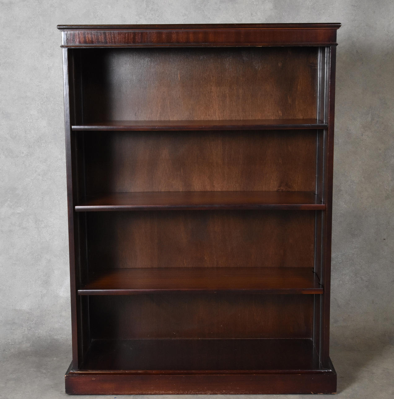 BOKHYLLA, 1900 talets senare del.