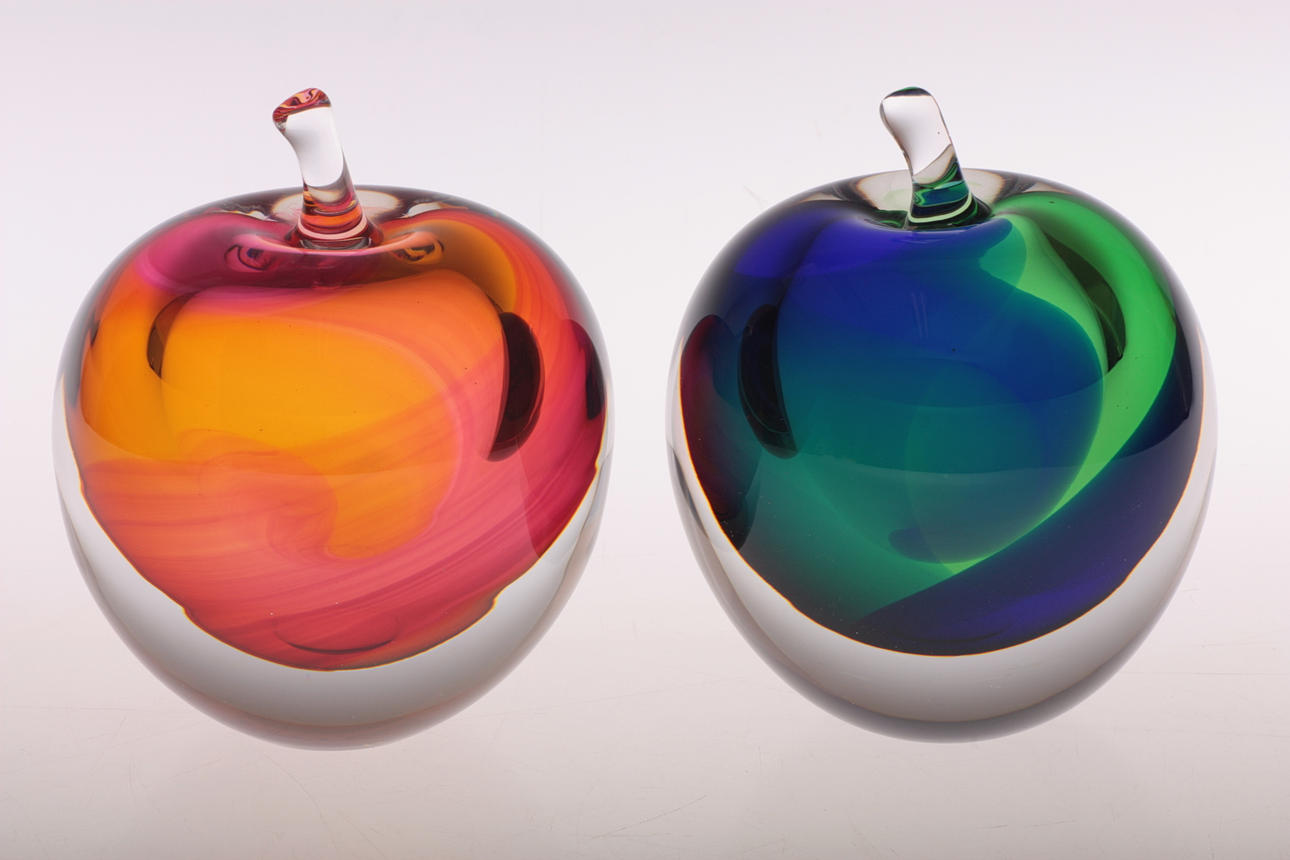 HANNE DREUTLER & ARTHUR ZIRNSACK. KONSTGLAS, Fyrklövern, Åhus, "ADAM" och "EVA".