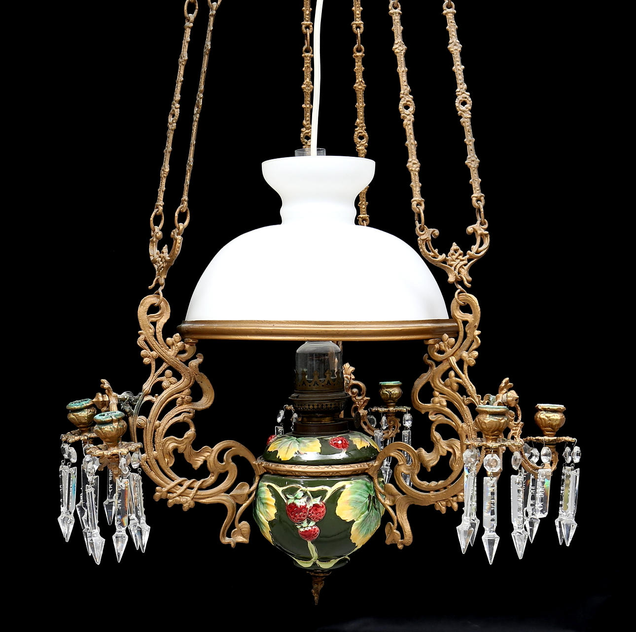TAKFOTOGENLAMPA, majolika, omkring år 1900.