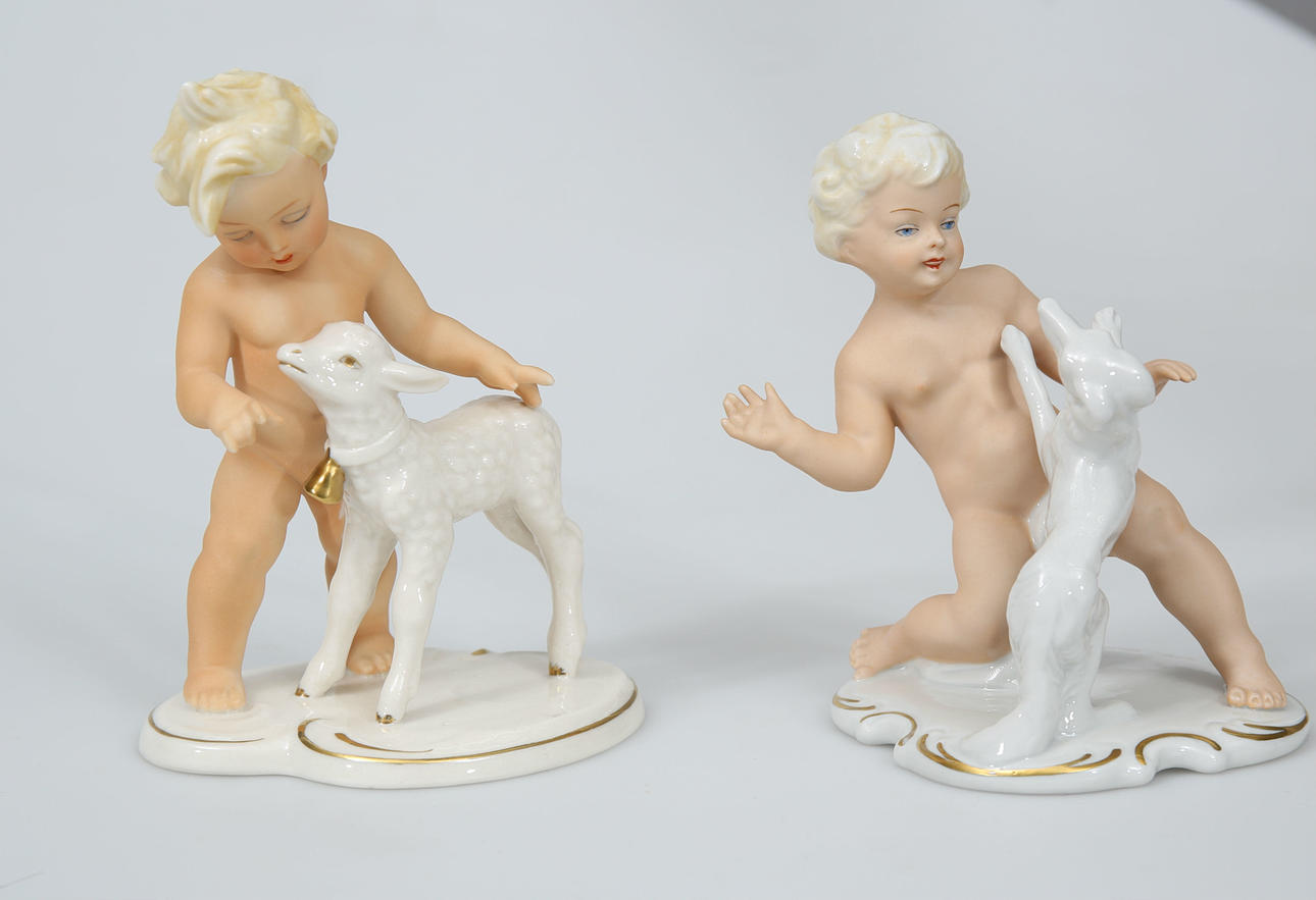 FIGURINER, porslin, 2 stycken, Schaubachkunst.
