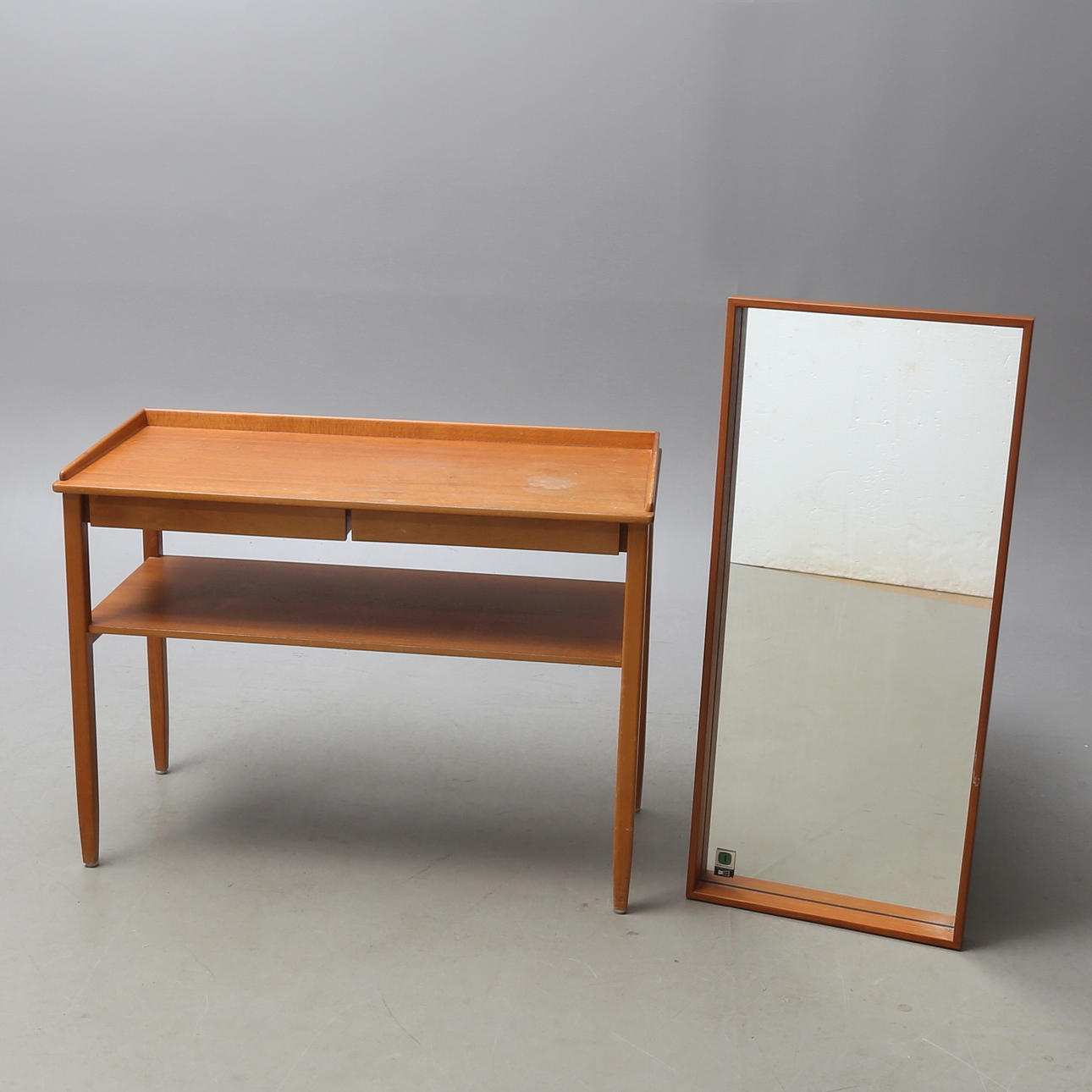 SPEGEL med BORD, Fröseke AB, Bra Bohag, 1900-talets mitt.