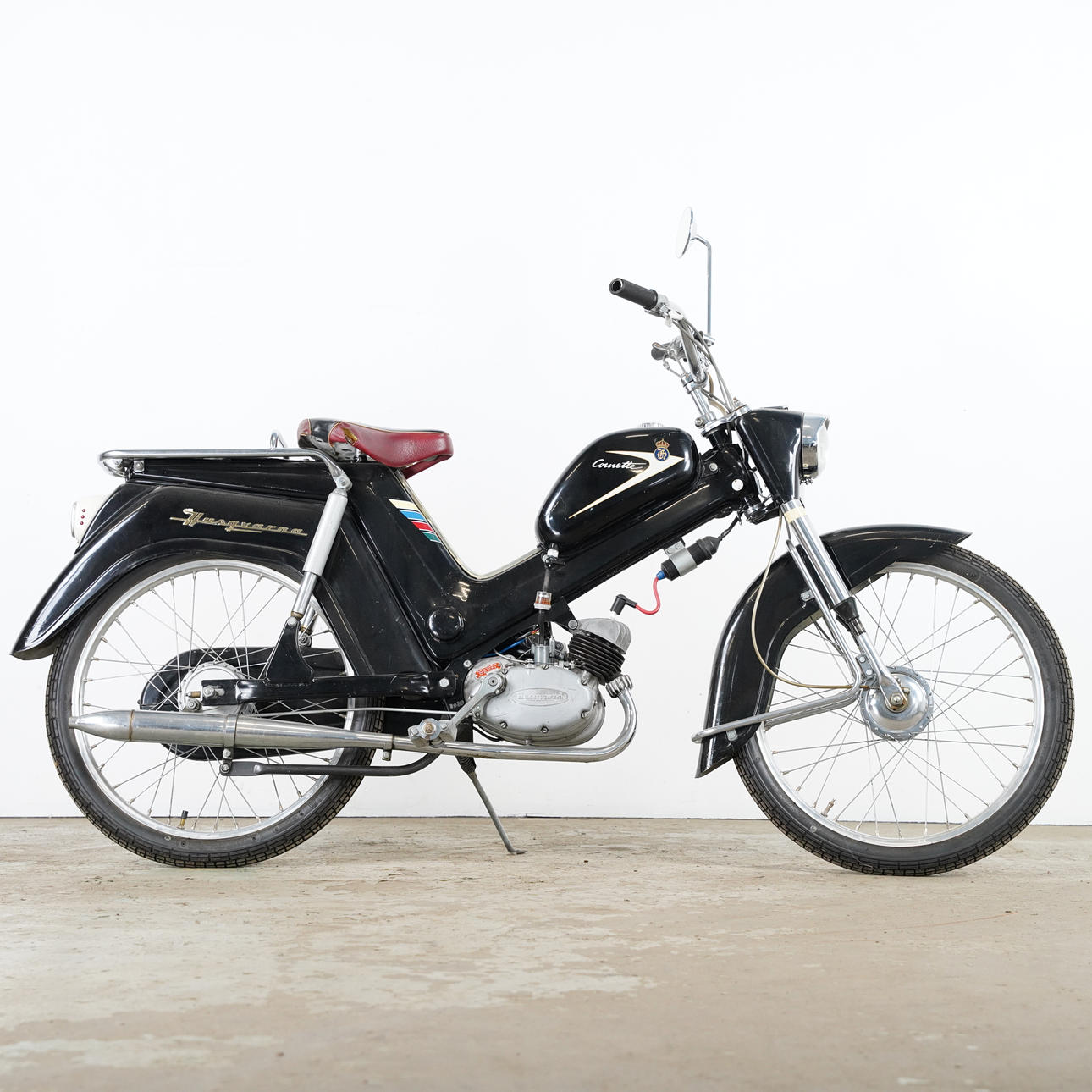HUSQVARNA, model Cornette, c. 1960.
