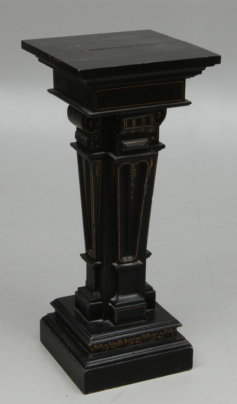 PIEDESTAL, trä, sent 1800-tal.