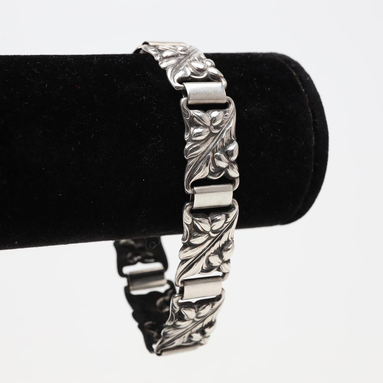 ARMBAND, silver, vikt ca 26 gram.