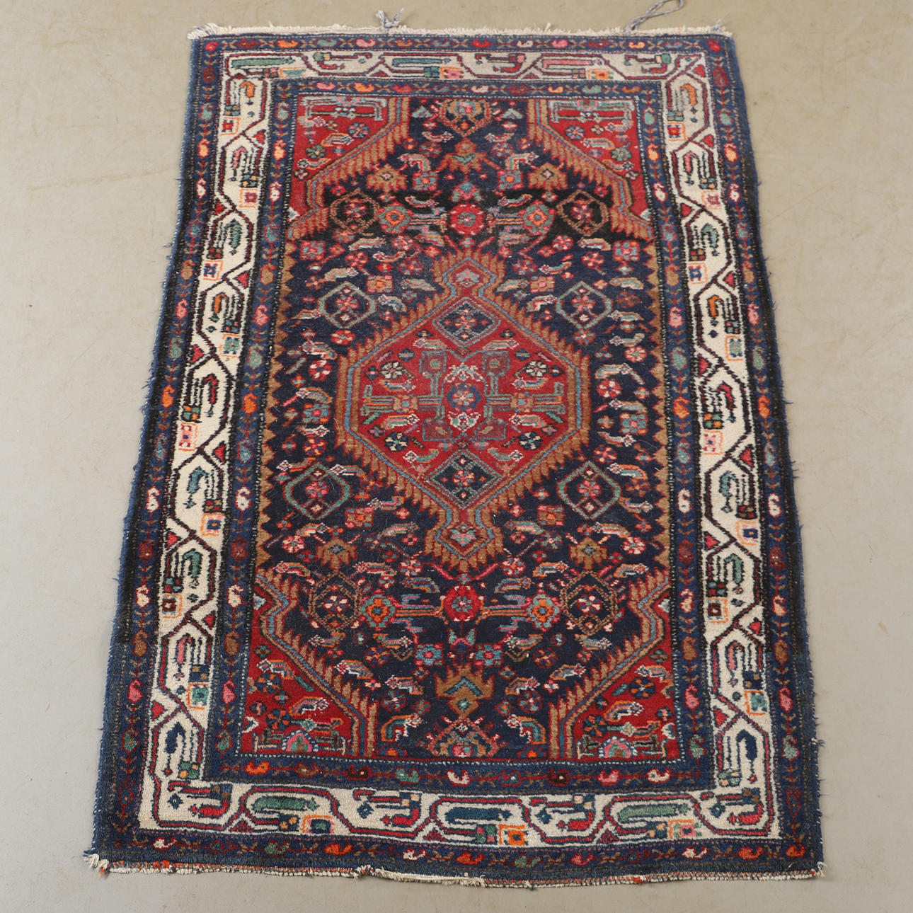 MATTA, orientalisk, 154 x 103 cm.