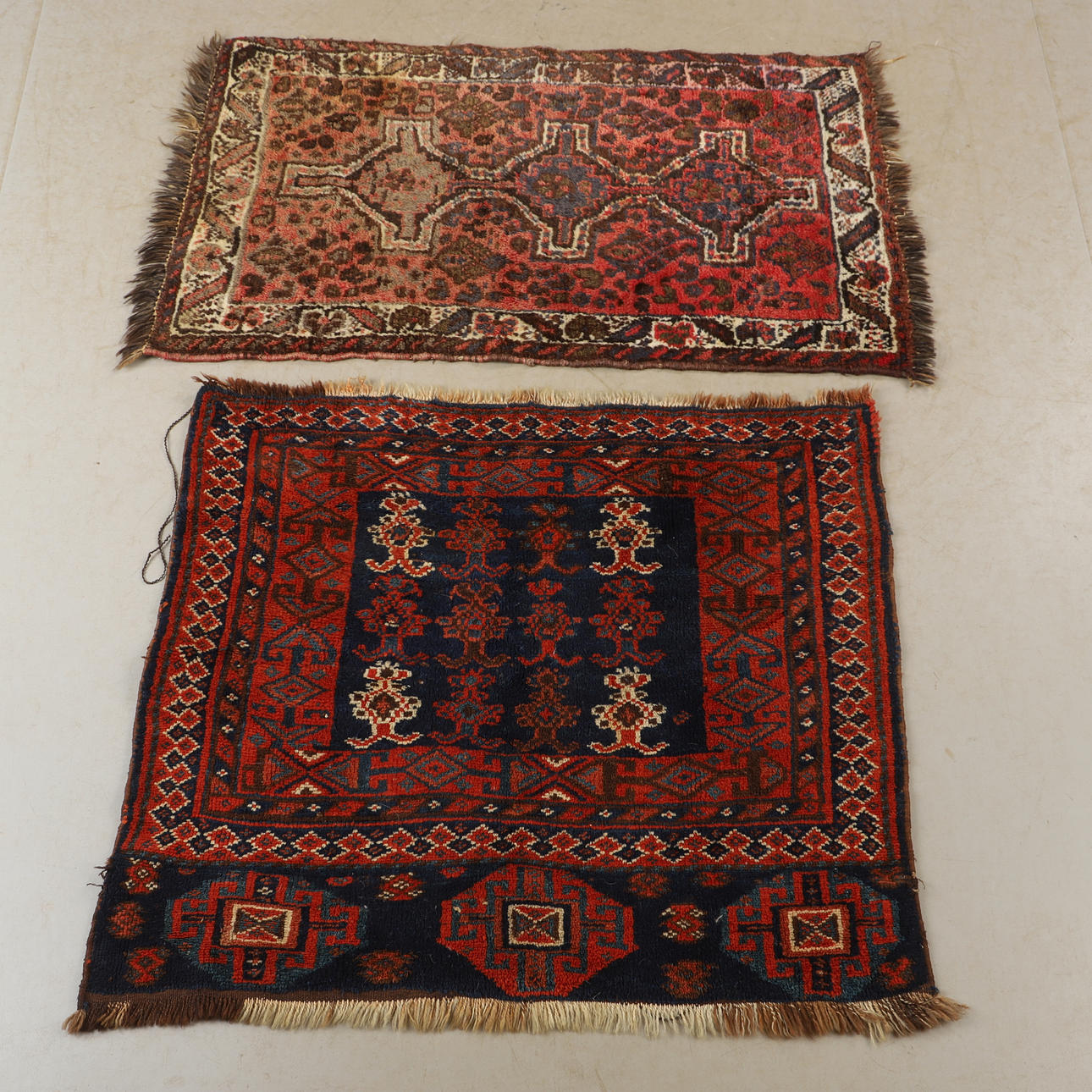 MATTOR, 2 stycken, orientaliska.