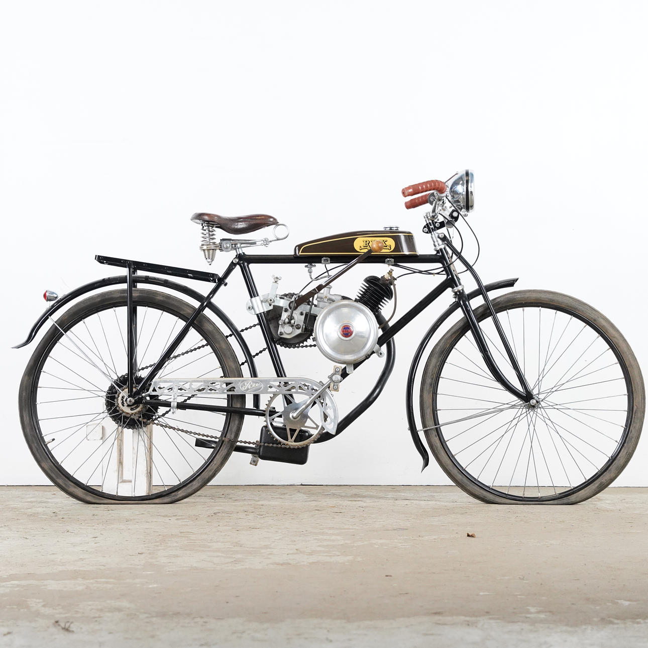 REX, delivery bicycle with REX Midget 98cc auxiliary engine, c. 1932.