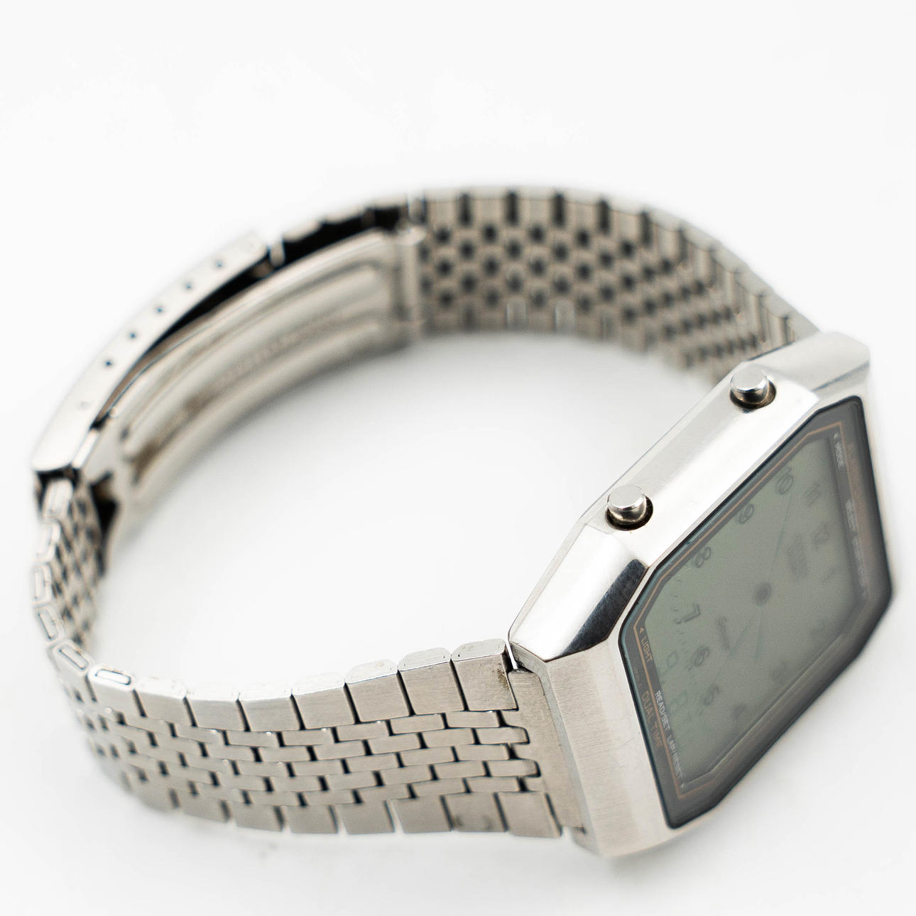 Citizen ST-1011, quartz, Alarm Chronograph.