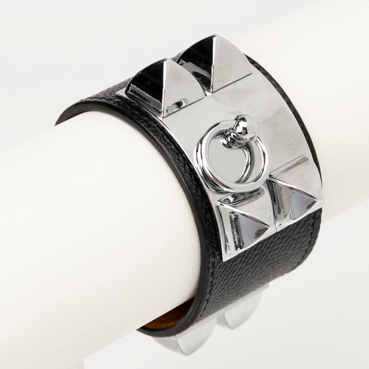 HERMÈS. Bracelet, "Collier du chien", 2006.