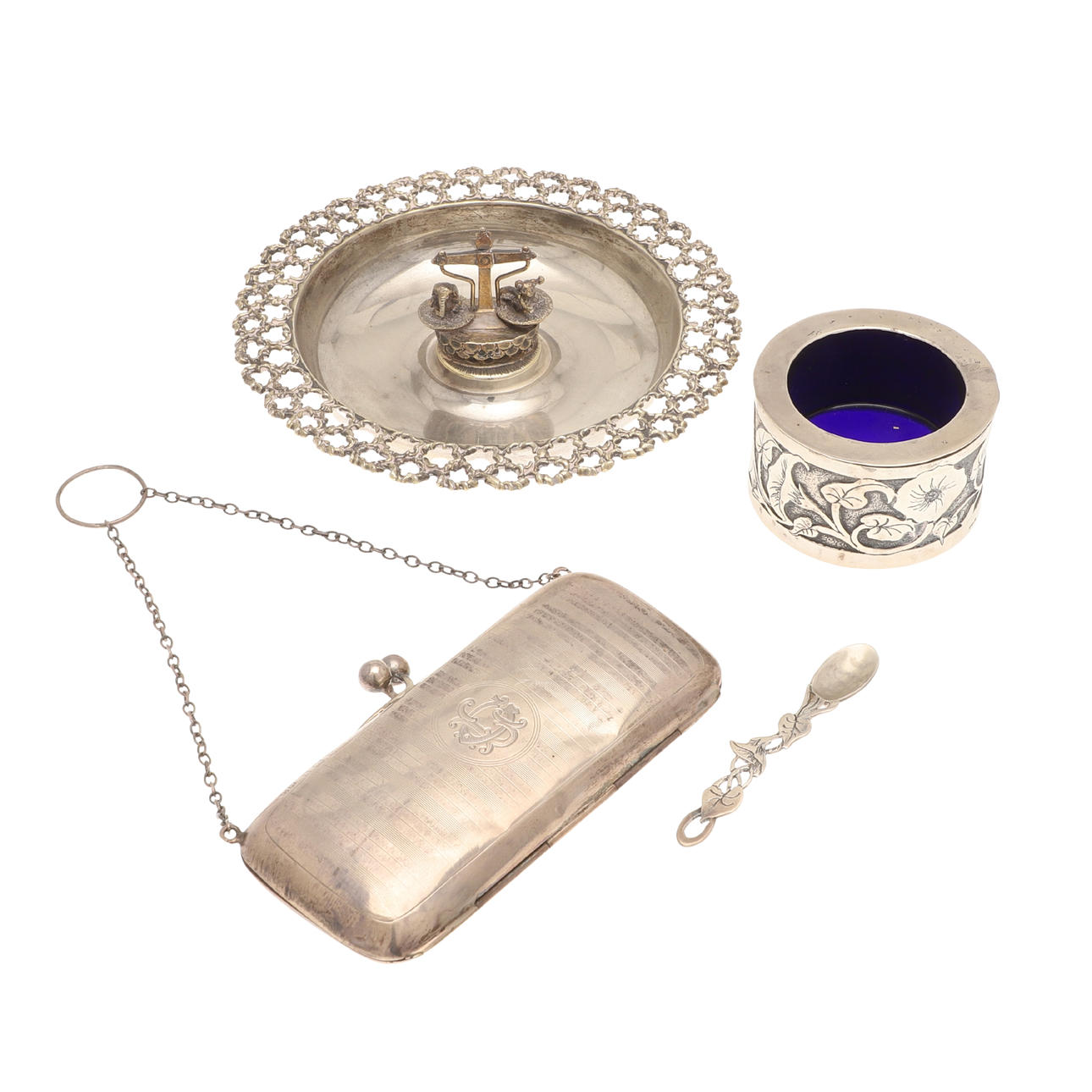 A MIXED LOT OF SILVER.