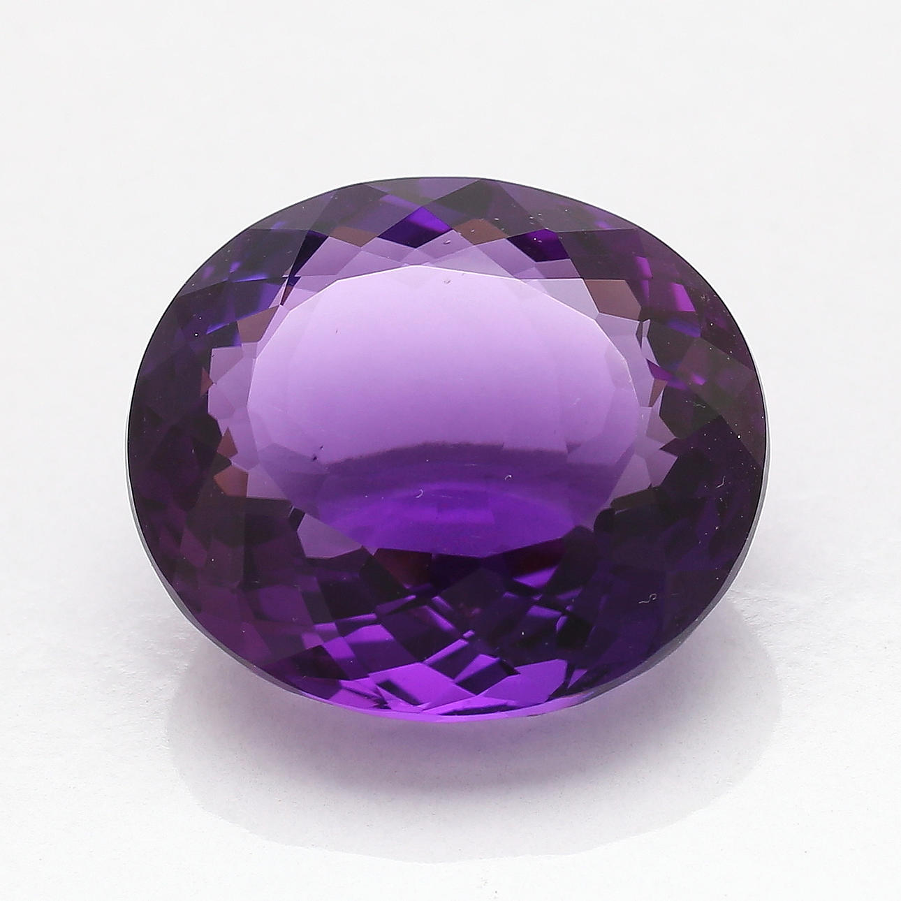 AMETIST, ovalslipad, 22,05 ct.