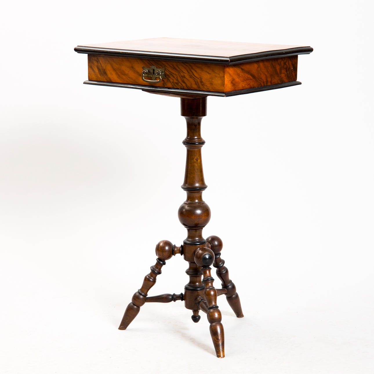 SYSKRIN; mahogny, 1880-tal.