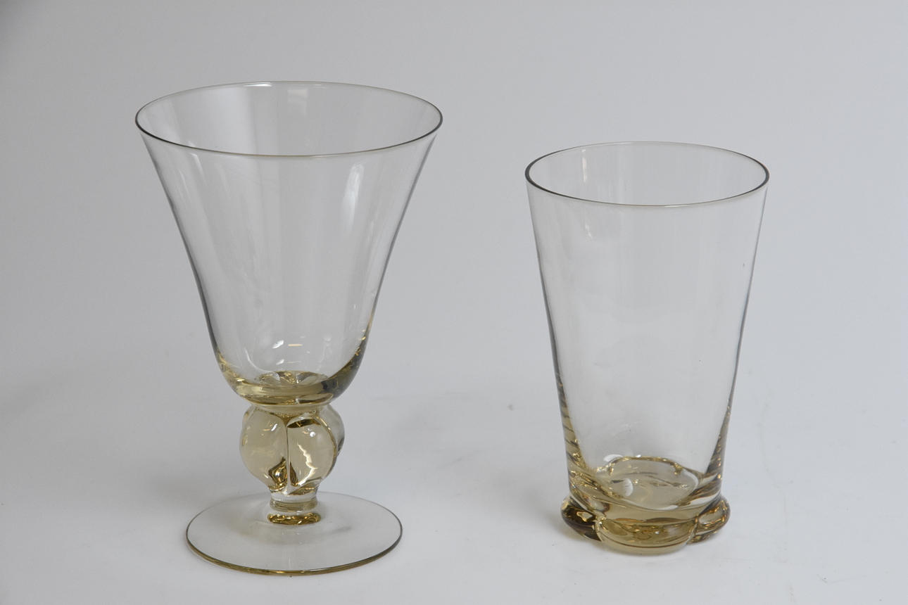 GLASSERVIS 44 delar " Gull i Guld " Sieghfried Ståhl Skruf 1930 tal.